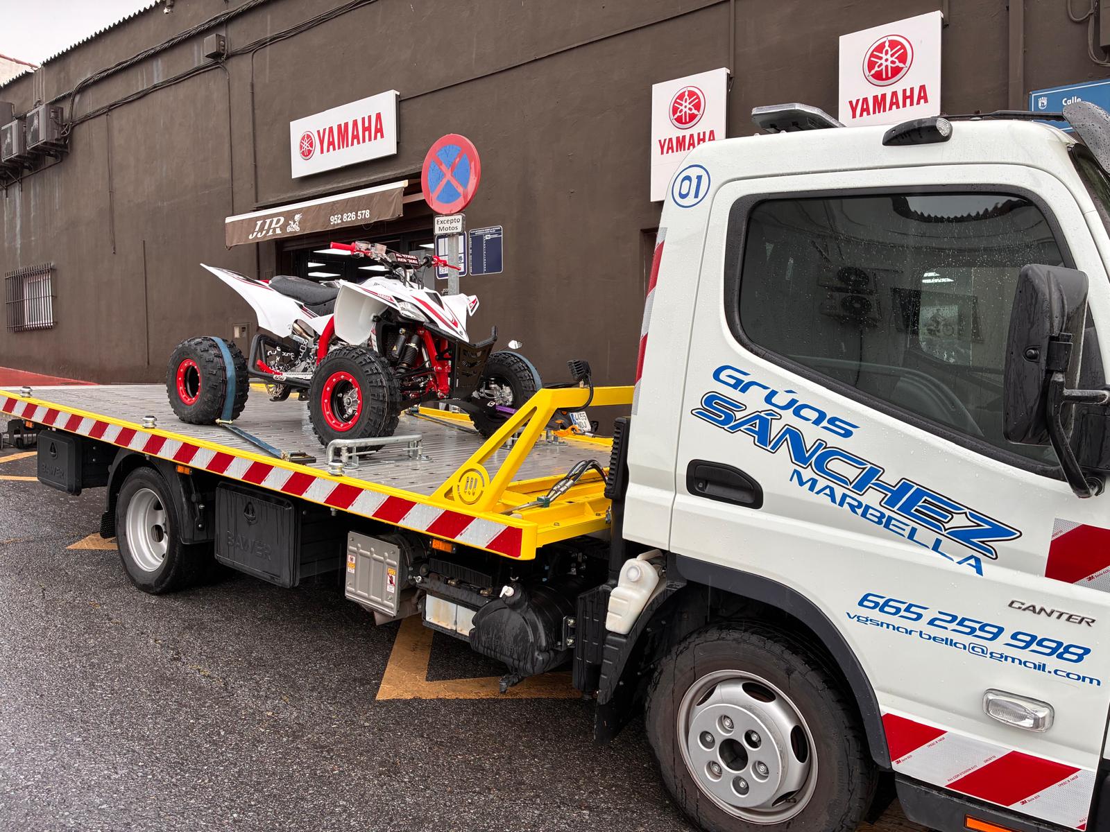 SUV assistance on the AP-7 (Marbella)
